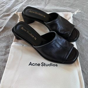 *SOLD* AUTH ACNE Studio leather mules